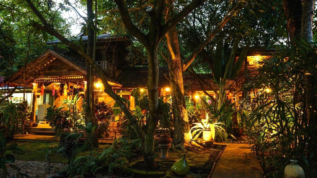 Tongluang Inthanon Homestay โต้งหลวงอินทนนท์โฮมสเตย์ Chom Thong Exterior foto