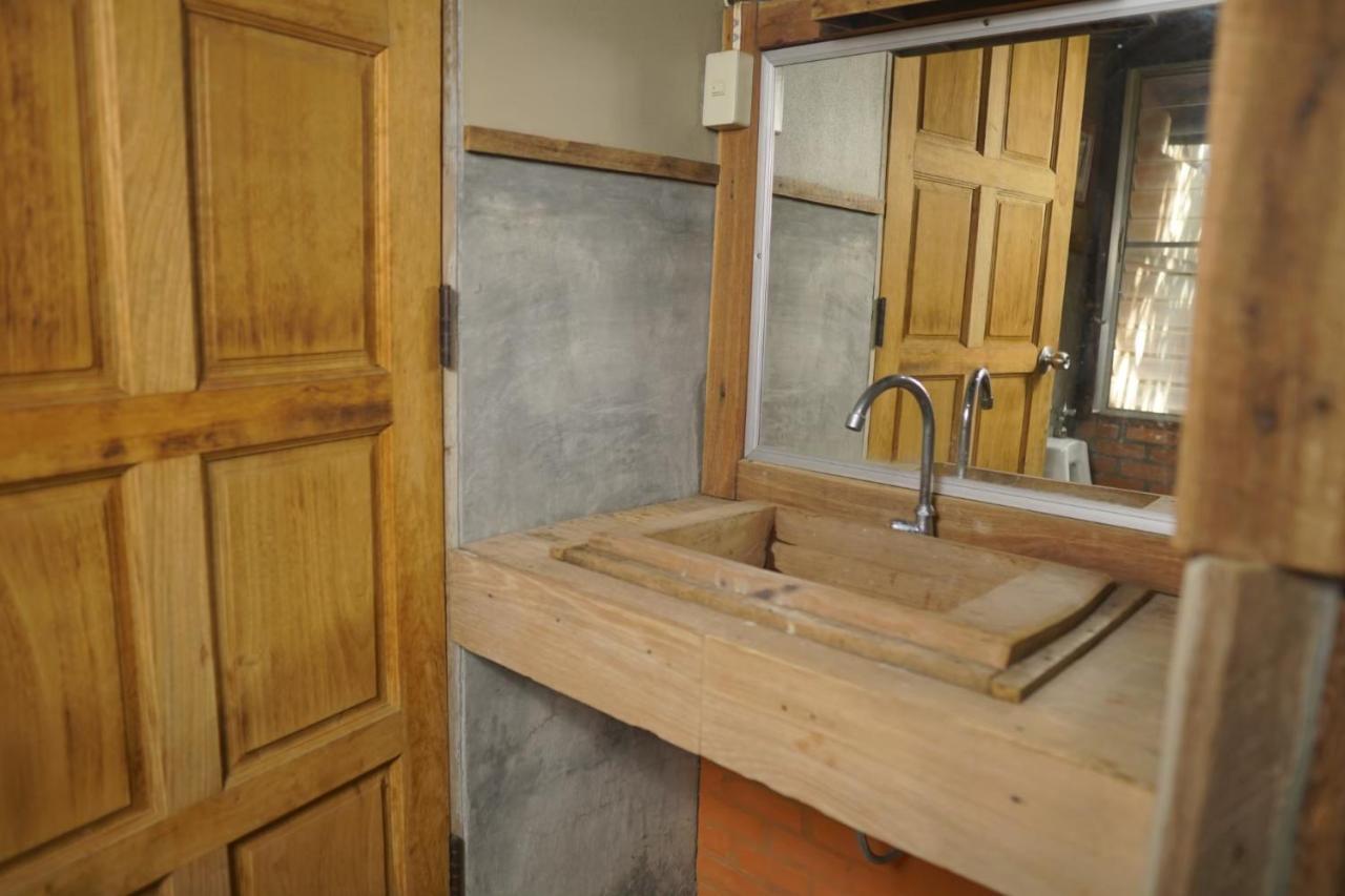 Tongluang Inthanon Homestay โต้งหลวงอินทนนท์โฮมสเตย์ Chom Thong Exterior foto
